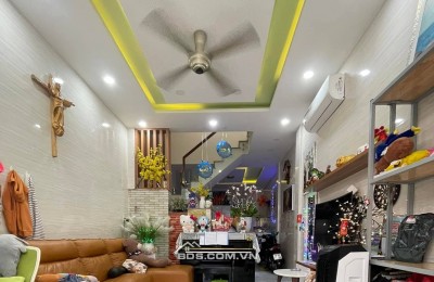 Bán nhà đẹp 3 tầng Lạc Long Quân Tân Bình, 4x15.5m, 3PN mới giá nhỉnh 7 tỷ TL