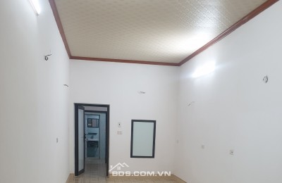 BÁN NHÀ ĐẸP 1.29 TỶ 1 TẦNG 66M2 ( HƯỚNG TÂY ) NGÕ CHỢ KÊNH