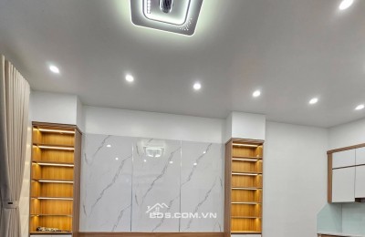 BÁN NHÀ ĐẸP 2.38 TỶ 4 TẦNG 46M2 ( HƯỚNG ĐÔNG ) NGÕ TRẦN THÁI TÔNG