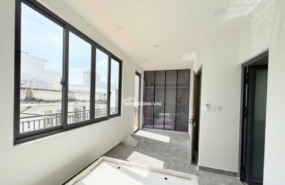 HIẾM LÂM VĂN BỀN NGANG KHỦNG 6.4M, 4 TẦNG BTCT NHÀ MỚI TOANH DỌN VÀO Ở LIỀN ,giá NHỈNH 6 TỶ