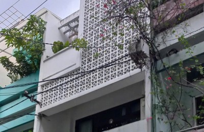 CHO THUÊ NHÀ NGUYÊN CĂN: 1 TRỆT, 2 LẦU, 1 SẤN THƯỢNG, ĐƯỜNG LÝ VĂN PHỨC, GIÁ THUÊ 40 TRIỆU/THÁNG