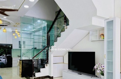 QUÁ NGON - DUY NHẤT 1 CĂN NGAY TT NHÀ BÈ - HUỲNH THỊ ĐỒNG - MẶT TIỀN ĐƯỜNG 20M - GẦN CHỢ - NGANG 5M - CHO THUÊ DÒNG TIỀN 30tr/th - NHỈNH 11TỶ TL