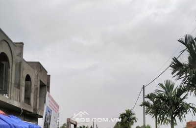 Chính chủ cần bán 2 lô đất nền khu nhà ở Long Vân Bình Lợi