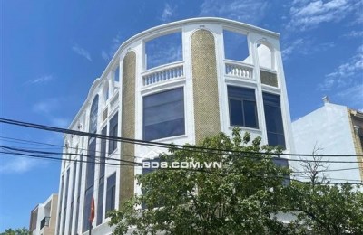 Bán nhà 3 tầng, giáp 2 mặt đường Liên Chiểu, Đà Nẵng - DT:142m2