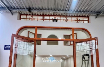 BÁN NHÀ CẤP 4 CÓ GÁC LỬNG HẺM VÕ THỊ SÁU – PHƯỚC LONG, NHA TRANG  GIÁ 2,35 TỶ