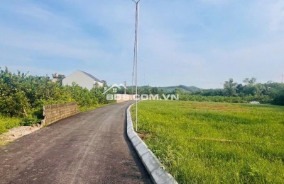 CHỈ HƠN 100TR- SỞ HỮU ĐẤT NGAY TRUNG TÂM AN BÌNH,LAC THUỶ, HOÀ BÌNH.