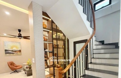 BÁN NHÀ GIẢI PHÓNG - LÔ GÓC - 3 MẶT THOÁNG - THANG MÁY - KINH DOANH  NGÕ THÔNG Ô TÔ VÀO NHÀ ‍‍ 73M   21.8 TỶ