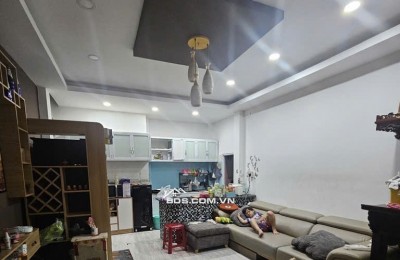 Chốt Nhanh Căn Đẹp Q8: Âu Dương Lân Ngang 5m, 3 Tầng, 4 Ngủ,  Hiếm + Giá Tốt, Nhỉnh 6Tỷ