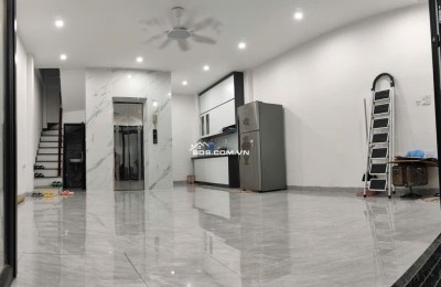 Bán Nhà Đội Cấn, 6 Tầng Có Thang Máy, Nội Thất Đẹp, 53m2, 12 Tỷ