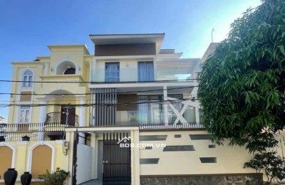 Chính chủ bán gấp biêt thự Khu người ở Vĩnh Lộc - quận Bình Tân