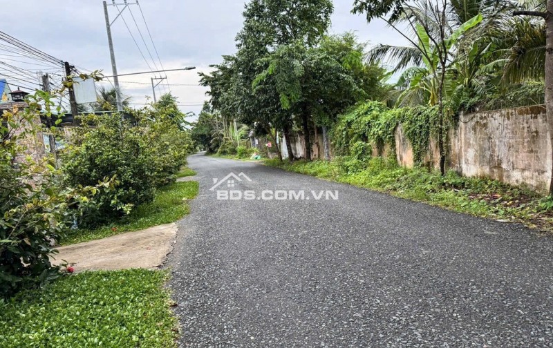 Đất MẶT TIỀN Đường Huyện 87 (đường lò bún). Rộng 180m2. Báo giá Rẻ chỉ 70%.