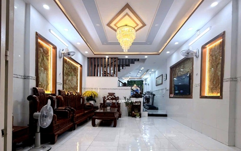 Emart Phan Huy Ích, HXH 90m², Ngang 5m, 4 tầng, 7 Tỷ 99