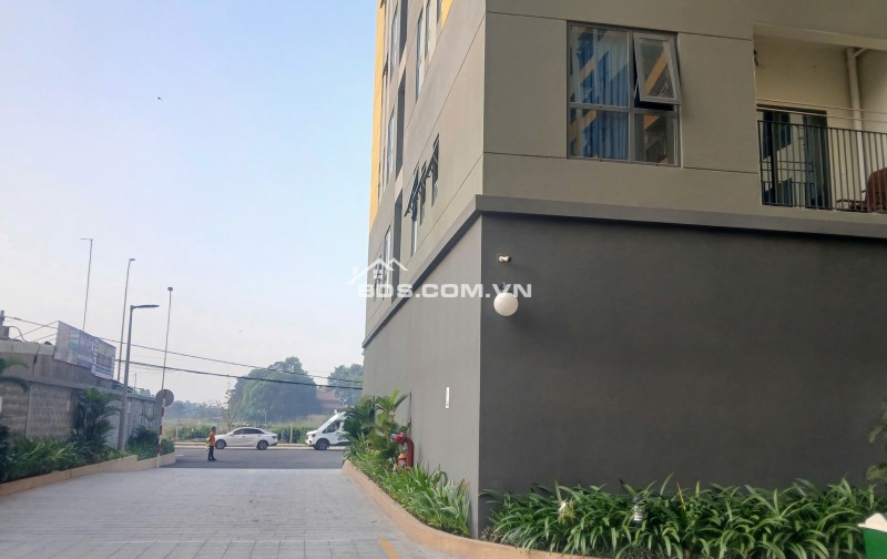 Căn hộ góc 60m2, 2PN, 2WC, Bcons Green Topaz Làng Đại Học Quốc Gia HCM