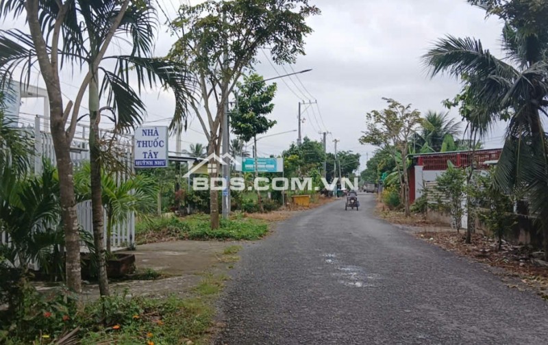 Đất MẶT TIỀN Đường Huyện 87 (đường lò bún). Rộng 180m2. Báo giá Rẻ chỉ 70%.