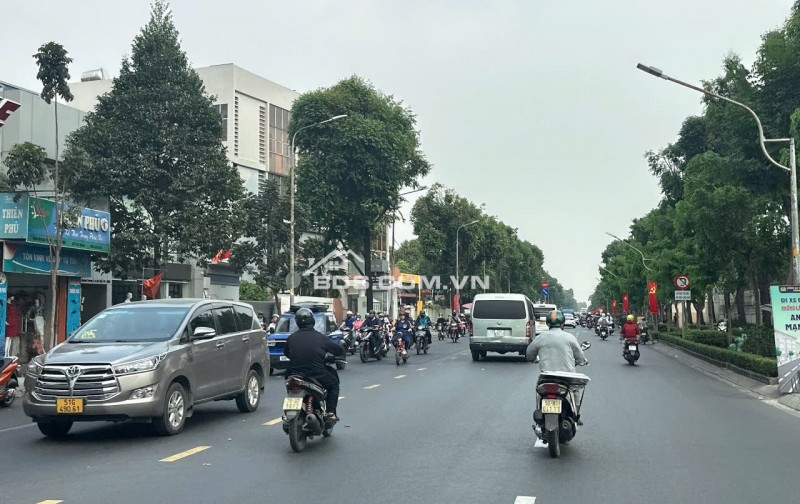 Bán đất tặng nhà 2 tầng ngang 5.1m 76m2 hẻm 1 sẹc Quang Trung gần trường học chỉ 6.4 tỷ.