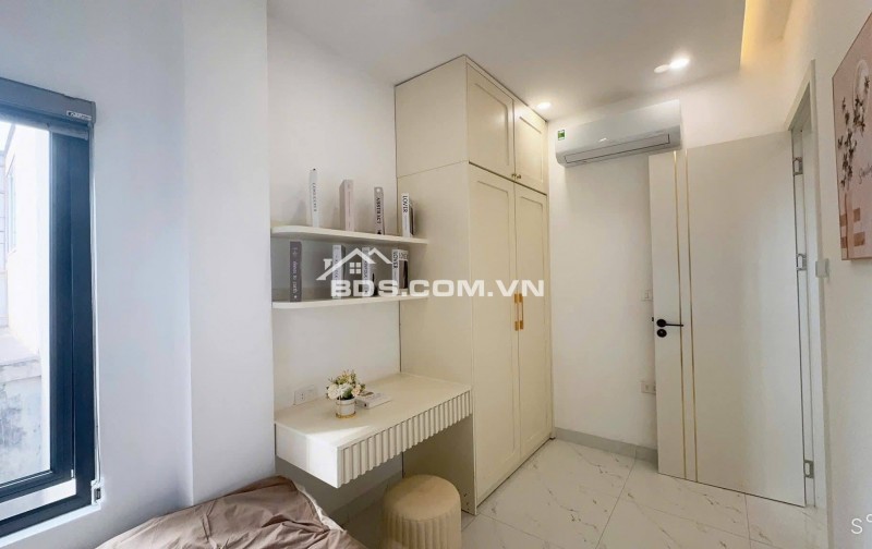 Bán Nhà Dòng Tiền, Kinh Doanh, Hoàng Văn Thái, Thanh Xuân 98m, 8 tầng, mt 8.4m, giá 36.8 tỷ