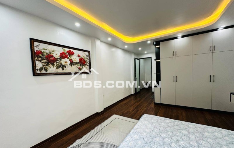 Nhà Đẹp Cự Lộc, Thanh Xuân 35m, 4 tầng, mt 4m, giá 10.95 tỷ.