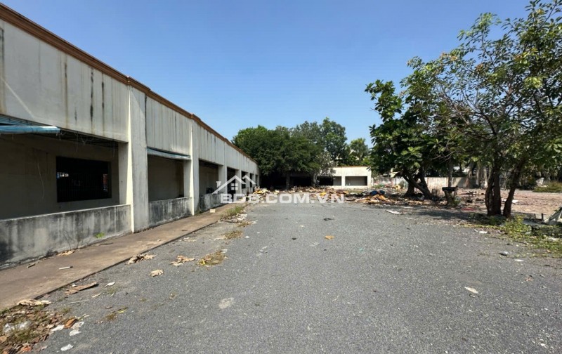 Cho thuê kho xưởng 500m2, 1000m2, QL1A Bình Tân, Gần PouYuen, Siêu thị GO, 90k/m2