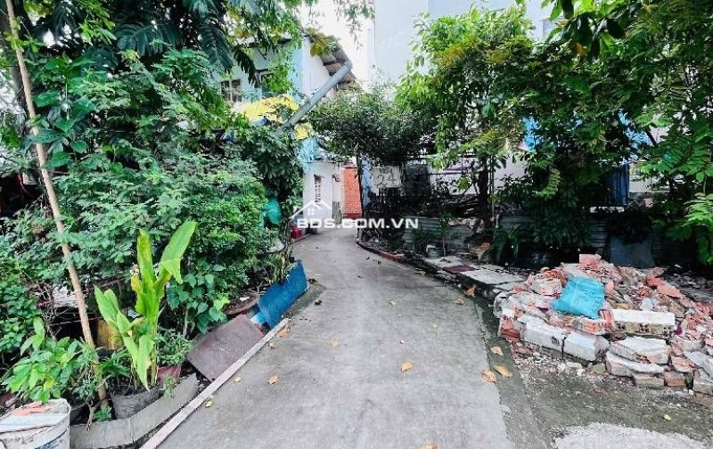 Nhà Ngon Bình Đông 61m2 , Ngang khủng nở hậu L 7.74m2 , SHR Hoàn công đủ , Nhỉnh 3 tỷ .