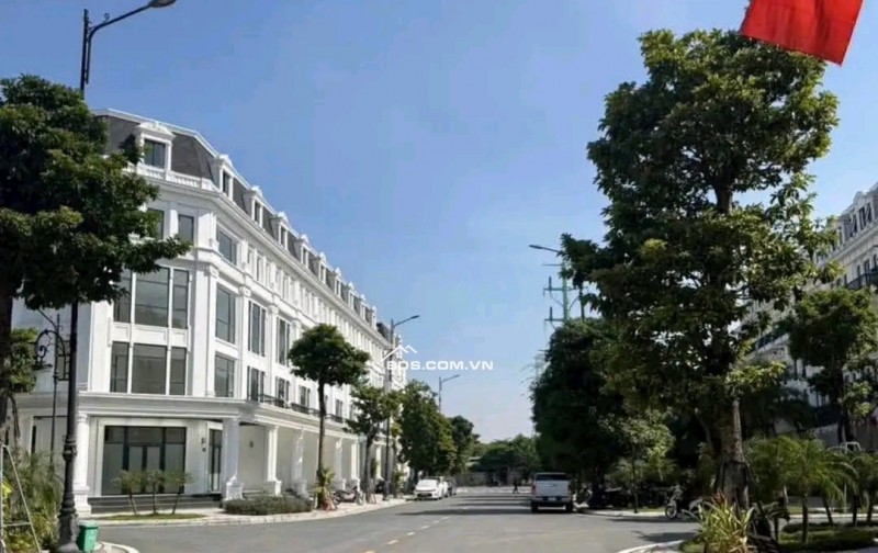 CHO THUÊ BIỆT THỰ LIỀN KÈ LOUIS CITY, 54 TÂN MAI, HOÀNG MAI