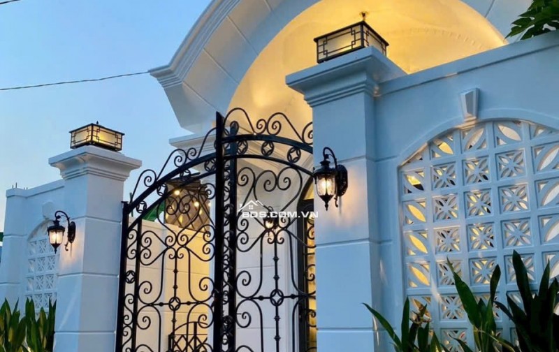 Căn Nhà TÂN CỔ ĐIỂN Đẹp Long Lanh. P. Mỹ Phong - Đồng Tháp (Tp Mỹ Tho cũ)