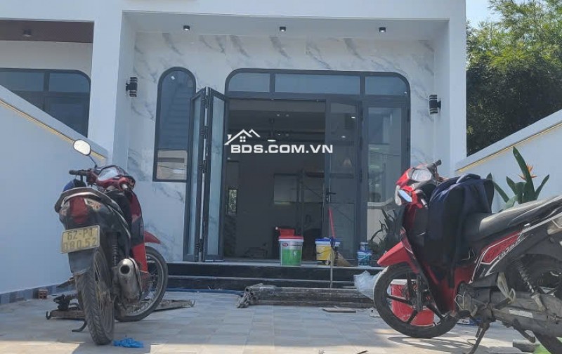  “BÁN NHÀ 2 TẦNG MỚI XÂY CHÍNH CHỦ  ”  123M2  giá 2.15 TỶ   - Mỹ hạnh nam   - Đức hòa   -  long an 