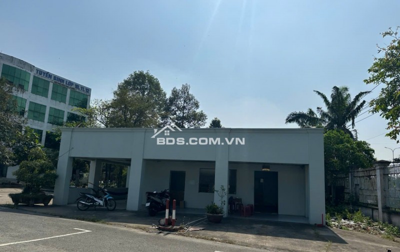 Cho thuê kho xưởng 500m2, 1000m2, QL1A Bình Tân, Gần PouYuen, Siêu thị GO, 90k/m2