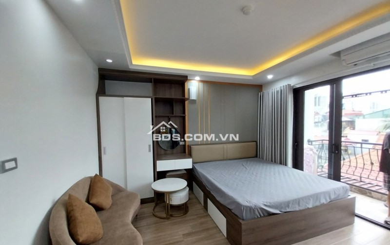 Cho thuê Căn hộ Apartmen tại ngõ 193 Trích Sài, Tây Hồ. Ngõ rộng ban công View hồ. Chỉ 7.5tr
