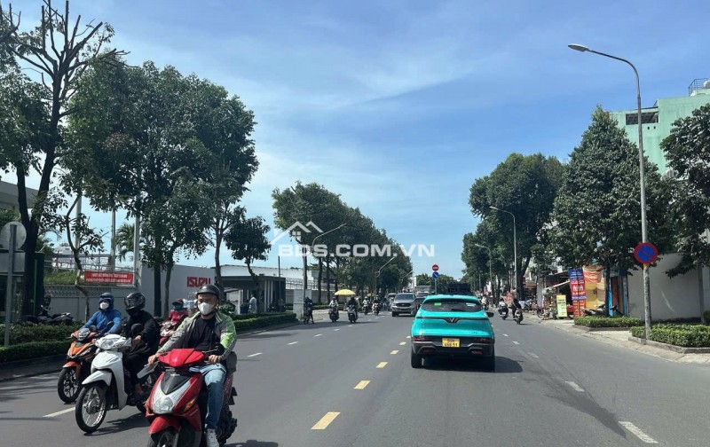 CHDV 11PN T.máy mặt tiền đường 14m Quang Trung 6 lầu 76m2 ngay Mercedes TN 50tr 16 tỷ hơn