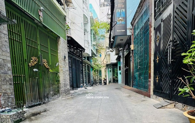 Bán nhà hẻm 4m Điện Biên Phủ Quận 10, 4 tầng BTCT giá chỉ 6.x tỷ TL