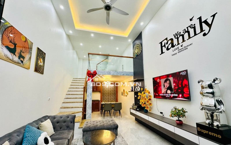 BÁN NHÀ 1.75 TỶ 3 TẦNG 45M2 ( TÂY NAM ) NGÕ TRẦN NHẬT DUẬT