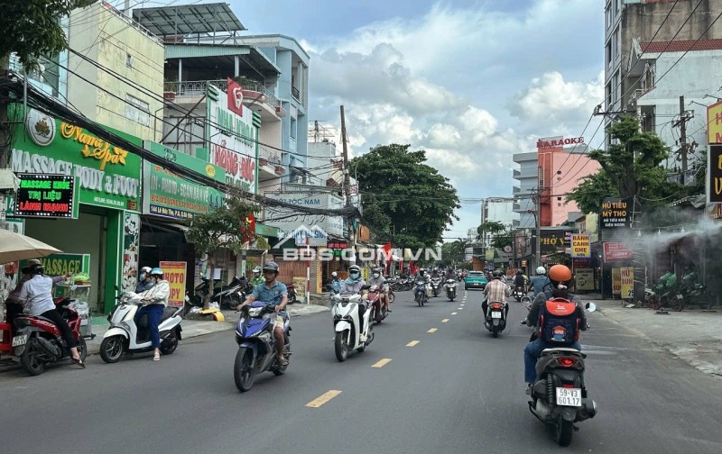 Bán nhà C4 ngang 8m 192m2 HXT Lê Đức Thọ P6 tiện xây CHDV gần chợ An Nhơn 22.4 tỷ.