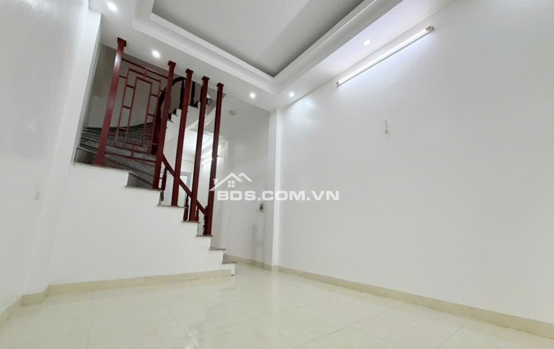 BÁN NHÀ  1.65 TỶ 2.5 TẦNG 32M2  SẠCH ĐẸP NGÕ RỘNG ĐƯỜNG 19/5