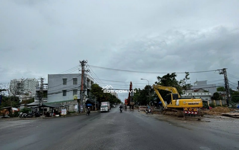 bán nhà 5 tầng gần vincome tuy hòa, sổ hồng riêng hoàn công . giá tốt nhất thị trường lh 0866563878