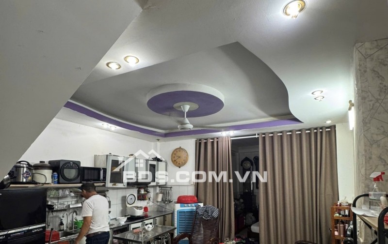 CHỦ CẦN BÁN GẤP TRƯỚC TẾT  NHÀ 3 TẦNG - 77 M2 - HXH - 6PN - đường ÂU CƠ, P.9, QUẬN TÂN BÌNH  GIÁ 9.999 tỷ.