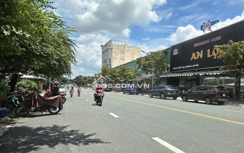 Bán dãy trọ ngang 10.5m 410m2 hẻm 1 sẹc 26 Nguyễn Văn Lượng gần CV Văn Hóa chỉ 46 tỷ.