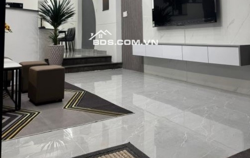 Bán nhà 3 tầng mặt tiền đường nhánh KỲ ĐỒNG - Đường 3,75m, lề 2m