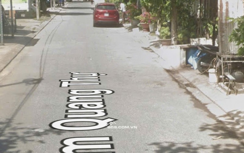 Bán nhà 2 tầng đường Lâm Quang Thự - Sát biển Hòa Minh