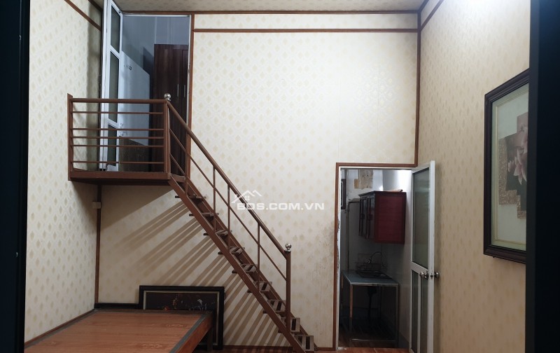 BÁN NHÀ 750 TRIỆU 1 TẦNG SẠCH ĐẸP 25M2 ( ĐÔNG BĂC ) NGÕ CHỢ KÊNH