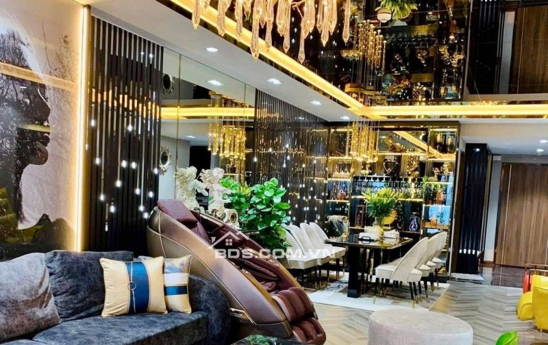 Bán Căn Chung Cư Cao Cấp Giải Phóng, Thanh Xuân, 111m, giá 10.5 Tỷ.