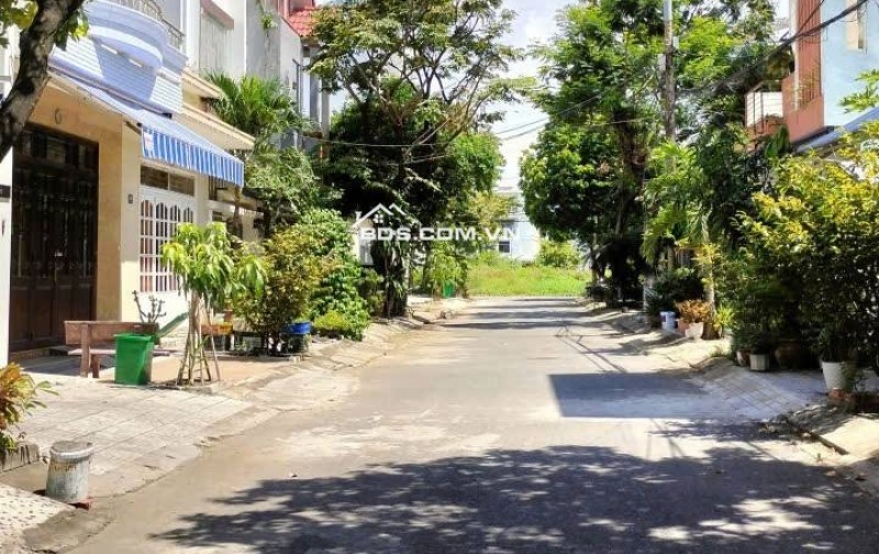 Bán đất Trần Quang long - Kẹp cống bên hông xây nhà rất thoáng