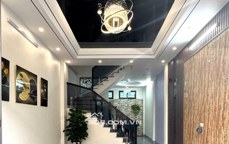 BÁN NHÀ 2.75 TỶ 3 TẦNG 52.6M2 NGÕ NGẮN TAXI  ĐỖ CỬA ĐƯỜNG THÁI BÌNH