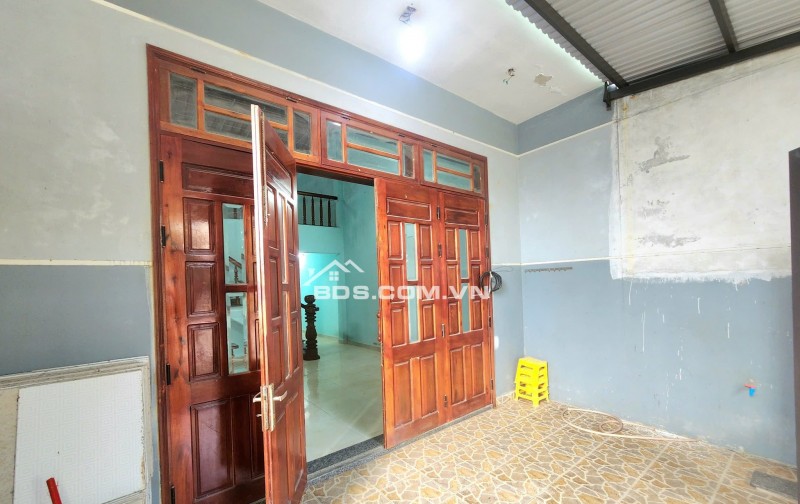 Bán nhà gác đúc MT đường Trương Vân Lĩnh nằm song song Võ Duy Dương