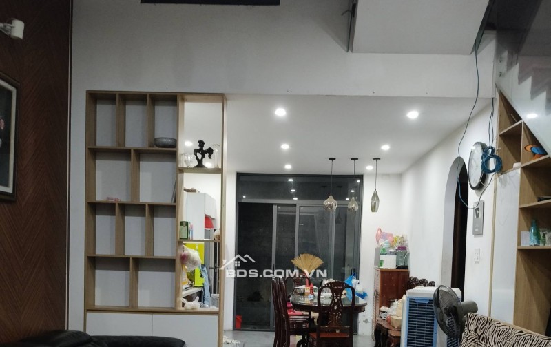 Bán nhà 3 tầng đường Hòa Phú 10 - VIEW công viên