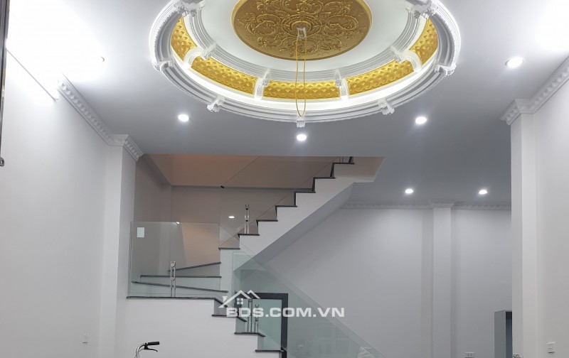 BÁN NHÀ 3.25 TỶ 3 TẦNG 48M2 Ô TÔ ĐỖ CỬA KINH DOANH TỐT NGÕ TRẦN HUY LIỆU