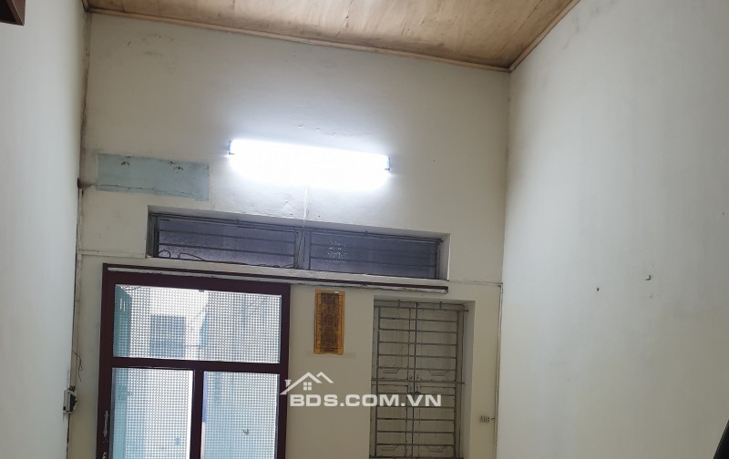 BÁN NHÀ ĐẸP 1.15 TỶ 1.5 TẦNG 44M2 ( HƯỚNG NAM ) NGÕ NGUYỄN BÍNH