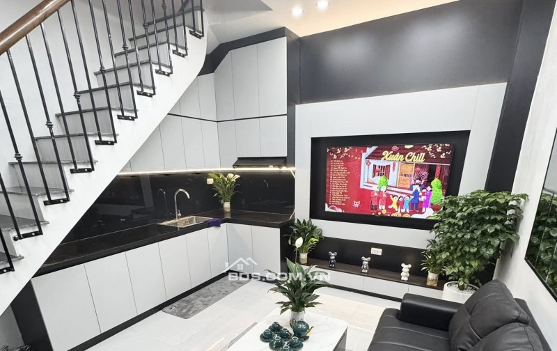 VỊ TRÍ CỰC ĐẸP TẠI VĂN CHƯƠNG ĐỐNG ĐA 40M 4 TẦNG MT4M NHÀ SIÊU ĐẸP 7.15 TỶ