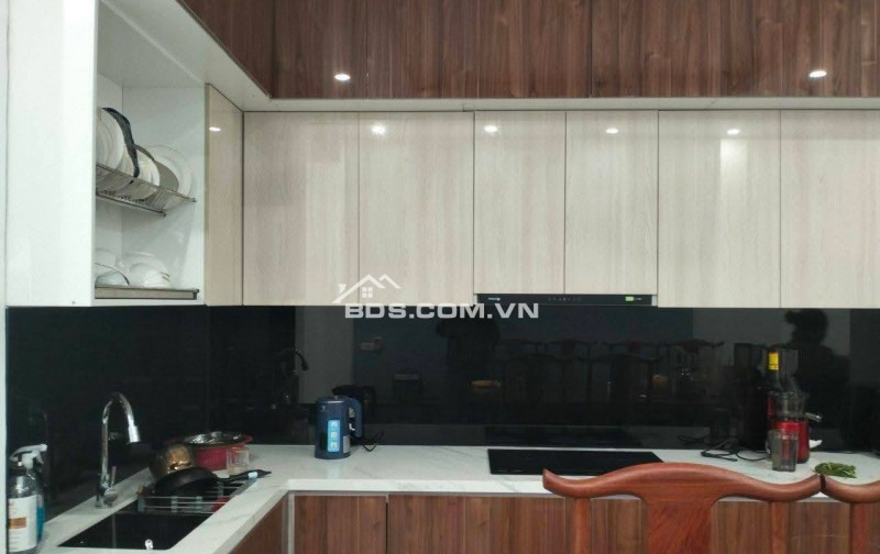 Nhà Đẹp Mặt Phố Thanh Đàm, Hoàng Mai 100/130m, 3 tầng, mt 9m, giá 19.8 tỷ