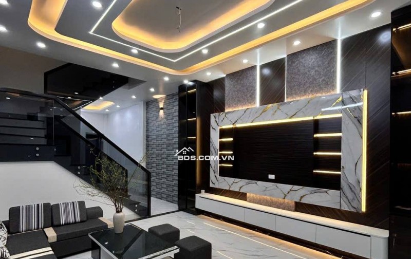 BÁN NHÀ ĐẸP  3 TẦNG 80M2 CÓ SÂN Ô TÔ ĐƯỜNG ĐẶNG VIỆT CHÂU GIÁ 4.38 TỶ