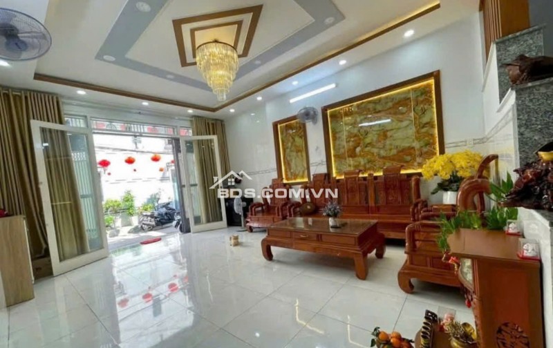 Bán nhà HXH Nguyễn Duy Cung 90m2(4*23m) tặng nội thất 5 tầng mới 100% Sát Emart nhỉnh 9 tỷ